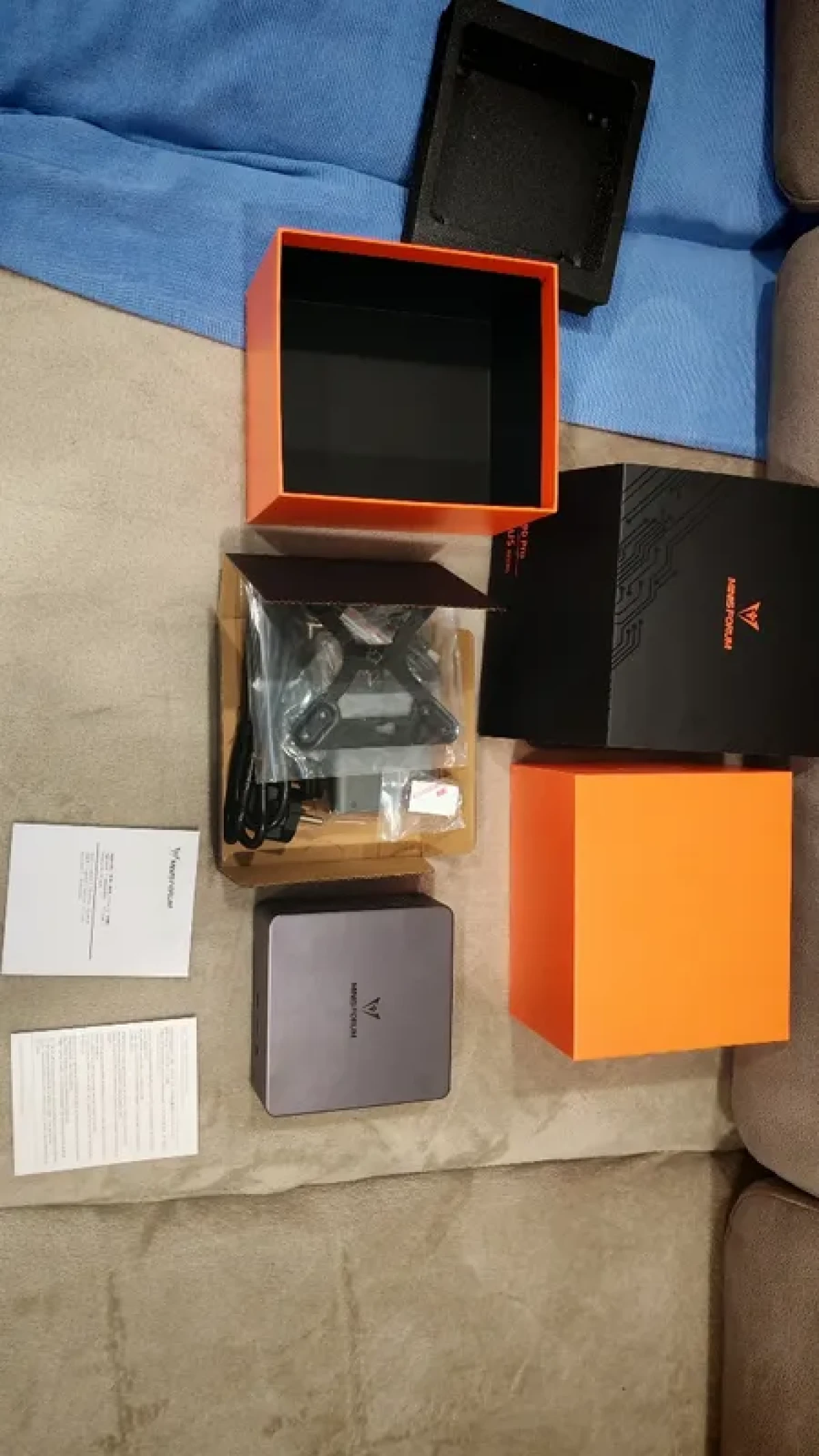 Minisforum UM790 Pro 7940HS Mini PC