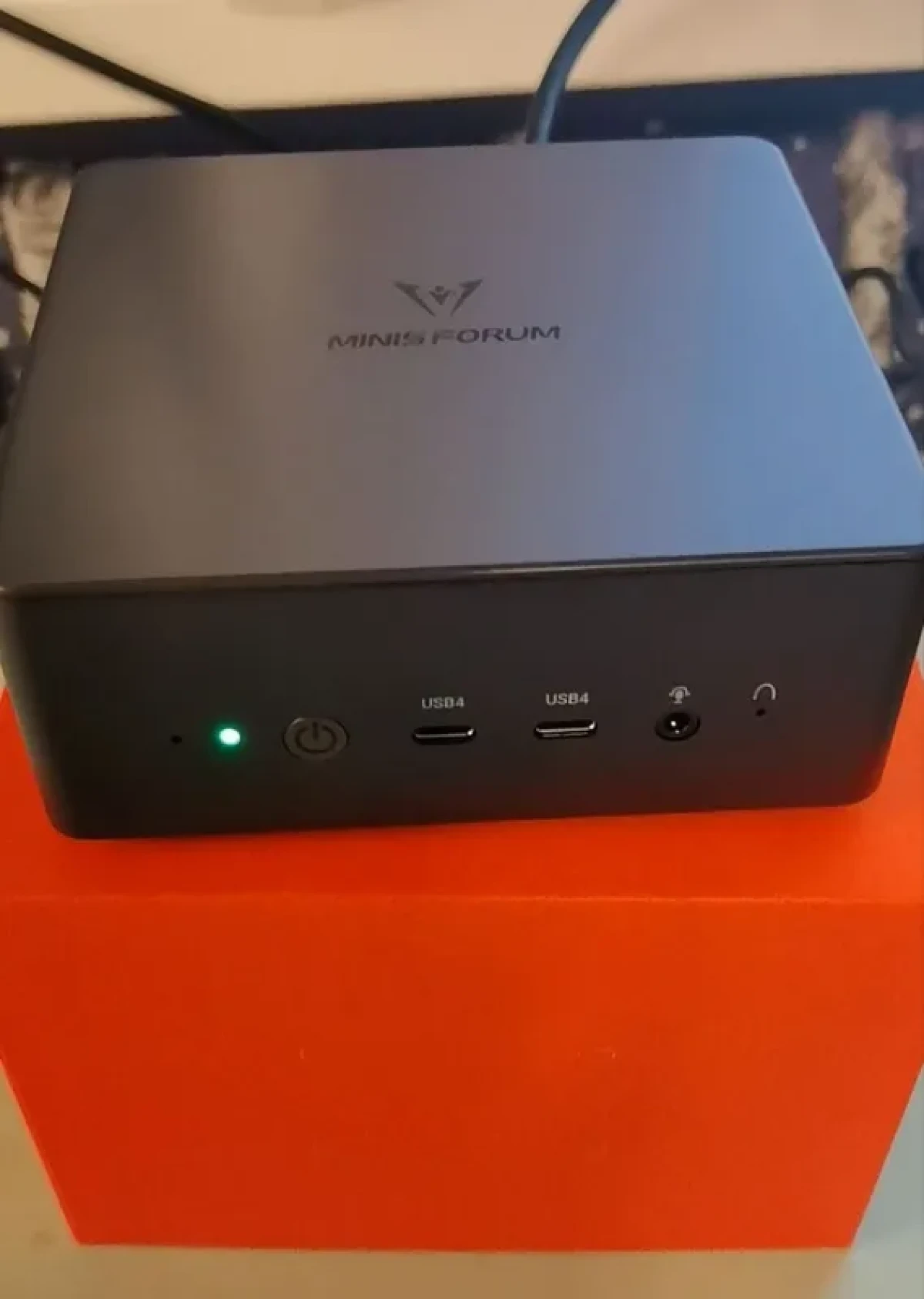 Minisforum UM790 Pro 7940HS Mini PC